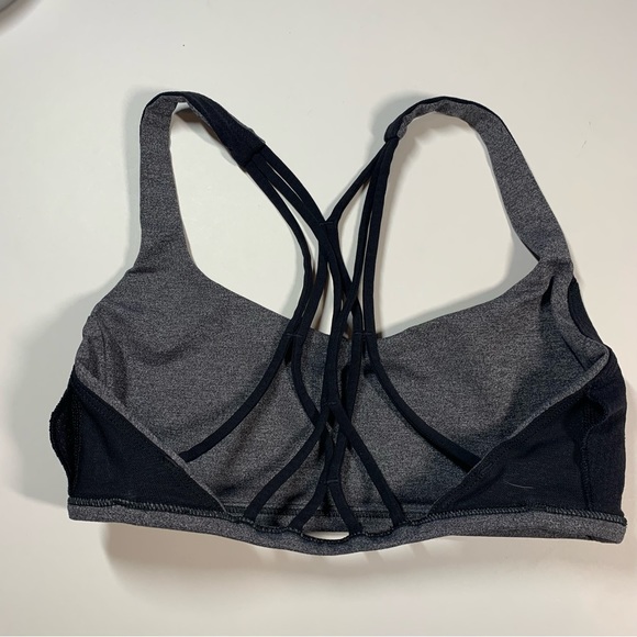 Size 4 Lululemon grey strappy back sports bra - Picture 8 of 14